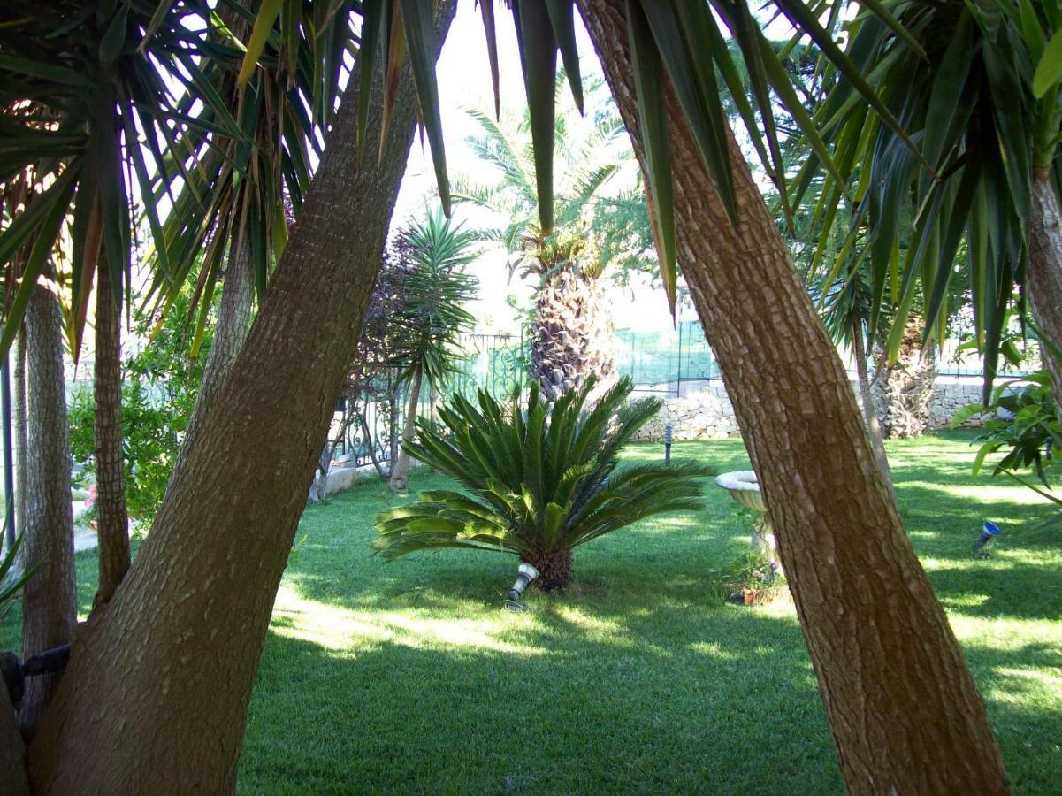 B&B Lo Smeraldo Кастеллана-Гротте Экстерьер фото